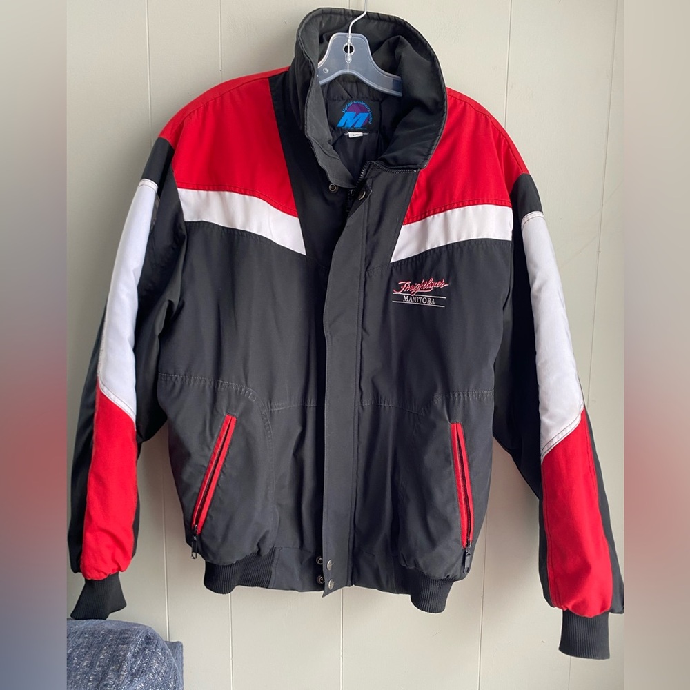 Vintage Bomber Manitoba Freightliner Red White Black Men’s Large Winter Jacket